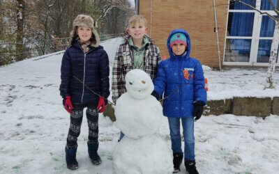 Schneemänner an der HCS